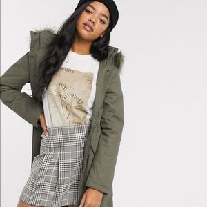 Meet your Posher, Yana